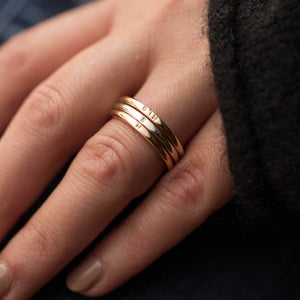 Alya Ring- Mini Signet Ring sterling silver