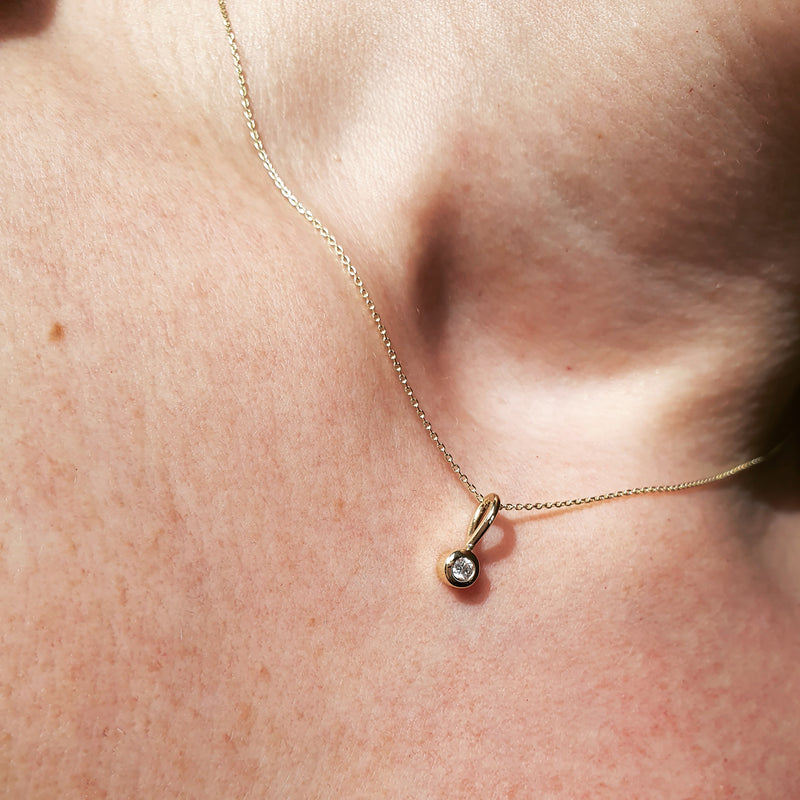 Vega Birthstone Pendant Necklace- Solid Gold
