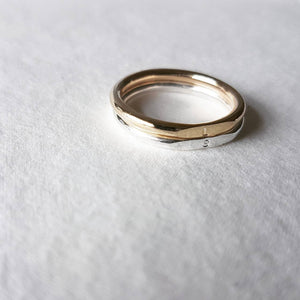 Alya Ring- Mini Signet Ring